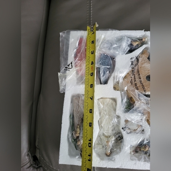 St. Nicholas Square 10 piece Nativity Set New Christmas Baby Jesus Religious - Picture 5 of 5